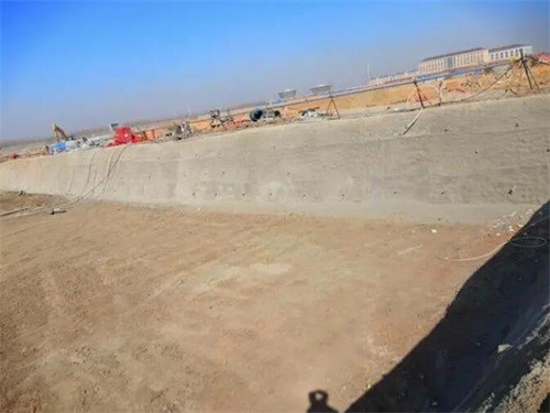 岱岳高铁桩基础建设
